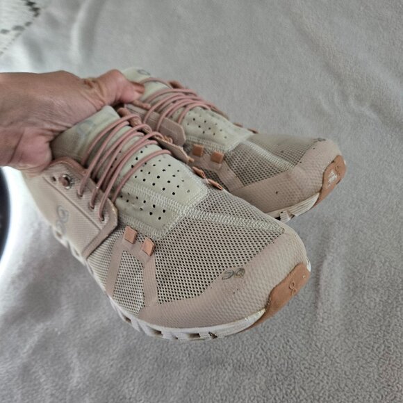 ON CLOUD 5 WOMEN'S RUNNING SHOES ROSE/ SHELL SIZE 11 - Picture 7 of 11